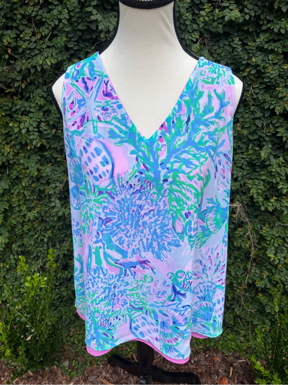 Lilly Pulitzer Large Reversible V-Neck Sleeveless camisole tunic excellent con